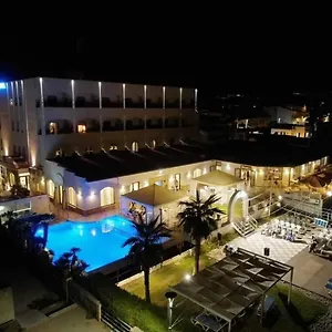 Il Gabbiano 3*, Terme Vigliatore Italia